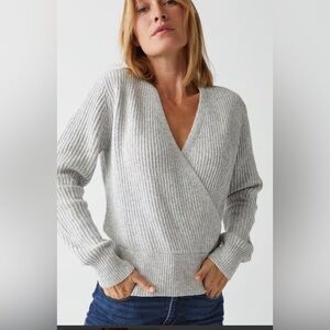 Michael Stars Light Gray Ribbed V-Neck Sequin Sweater